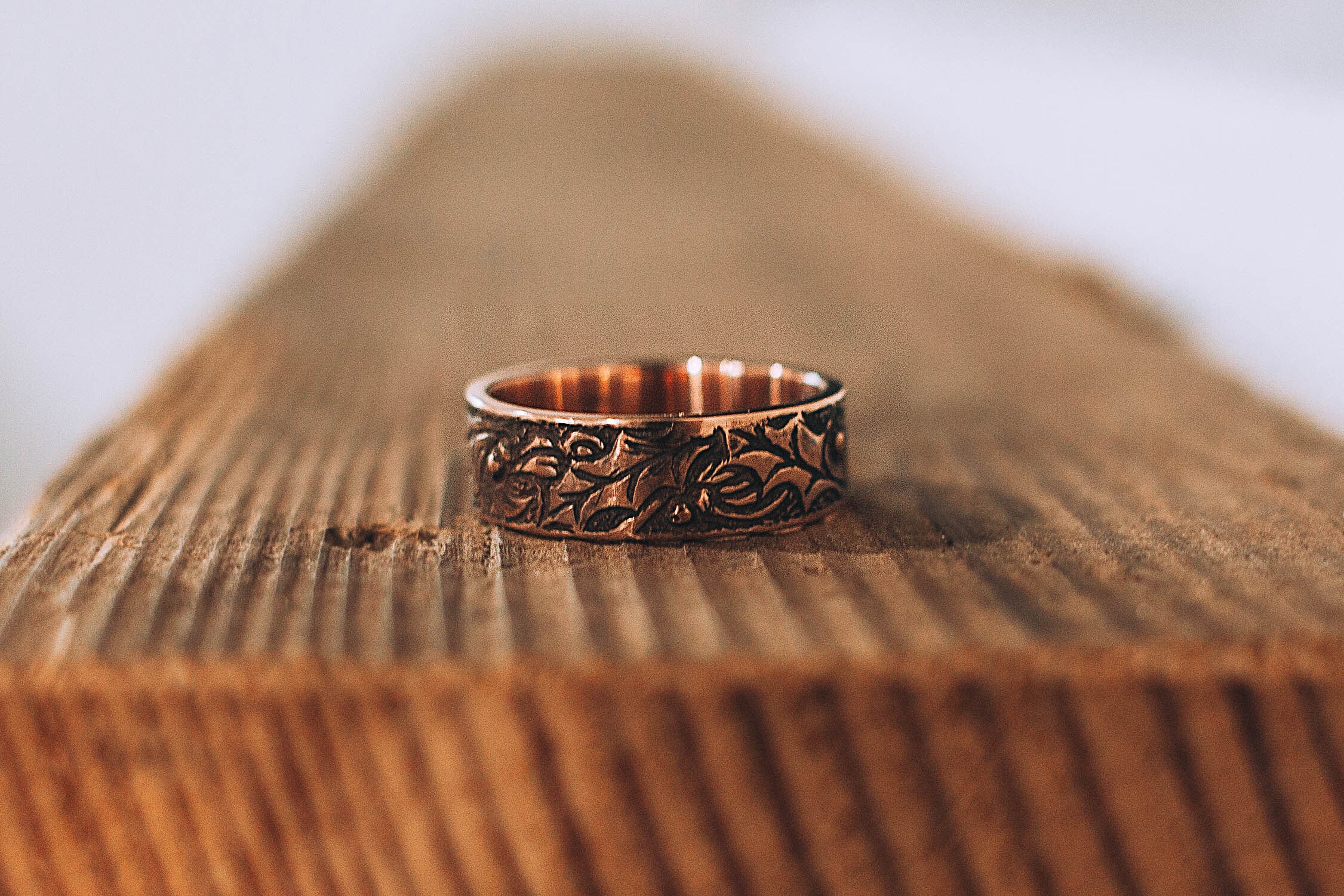 Leaf engraved ring clearance